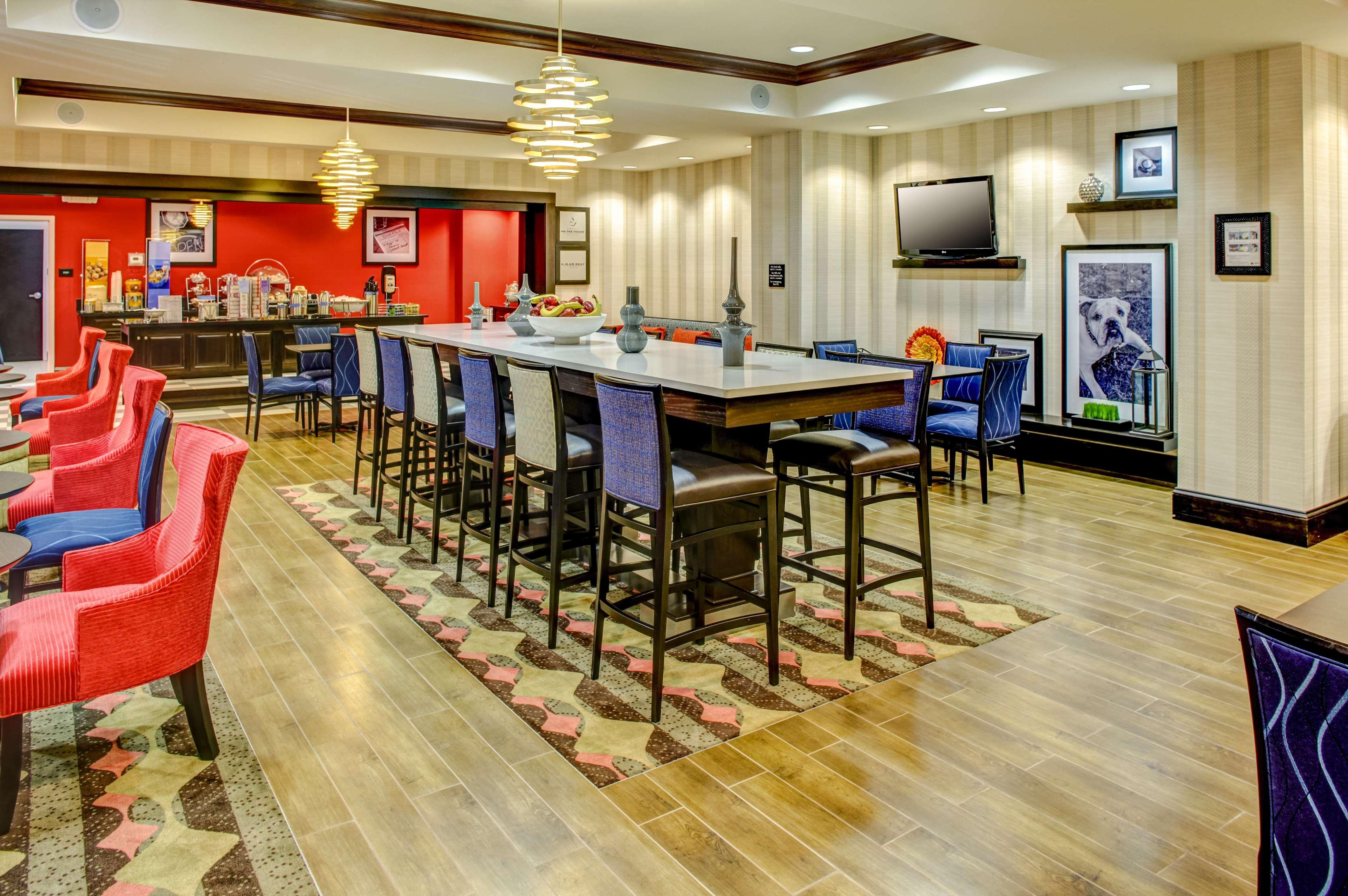 Hampton Inn Thomson Exterior foto