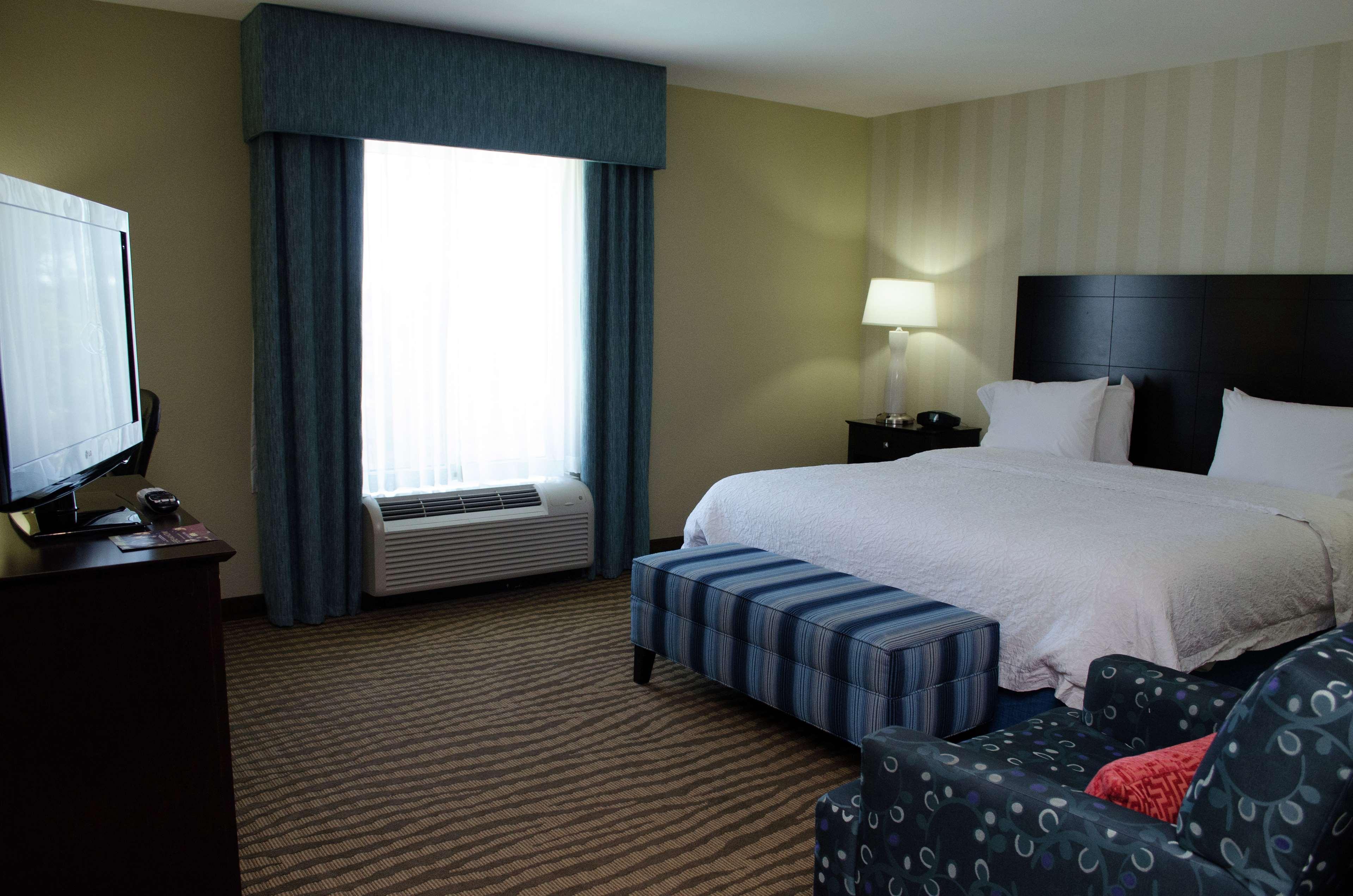 Hampton Inn Thomson Exterior foto